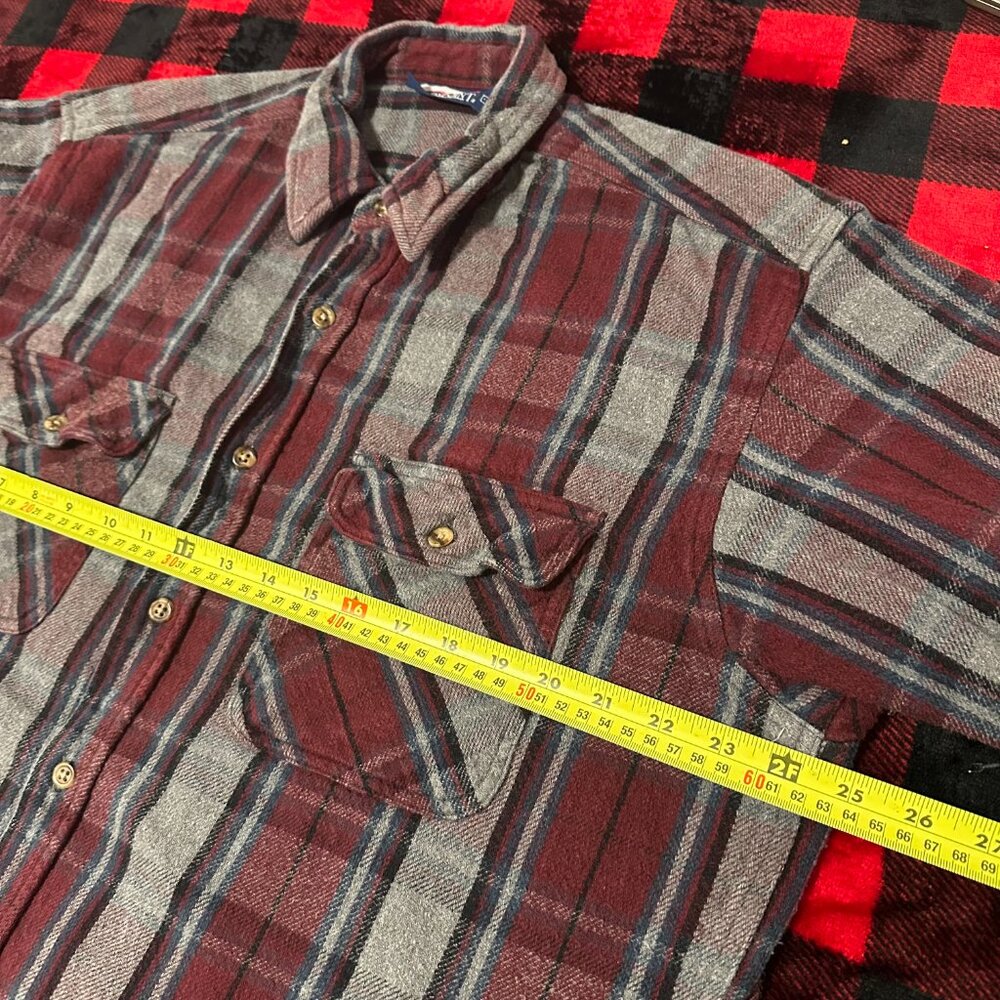Sands Point Casual Button Down Mens XL Burgundy Plaid Rugged Flannel Shacket - Picture 4 of 5